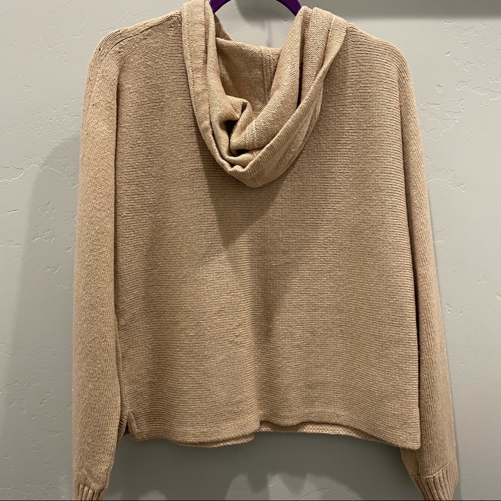 NWT Banana Republic knit hoodie - Picture 4 of 4